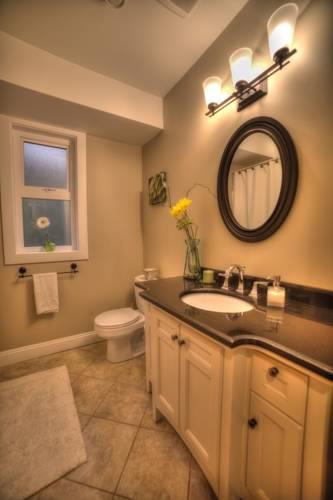Мини-отель Shawnigan Suite B & B