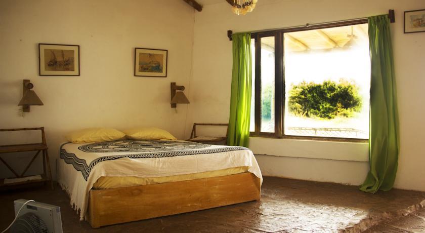 Отель Punta Ballenas Inn - Máncora