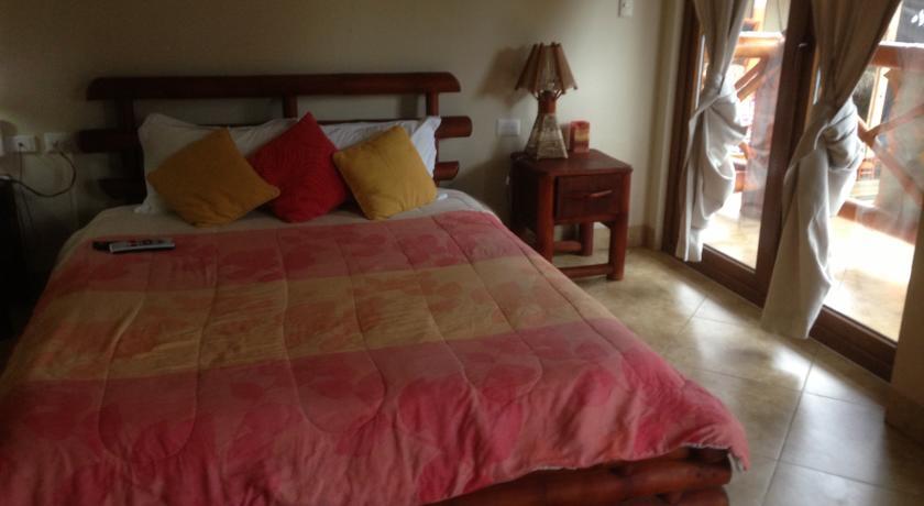 Отель Hotel Majagua