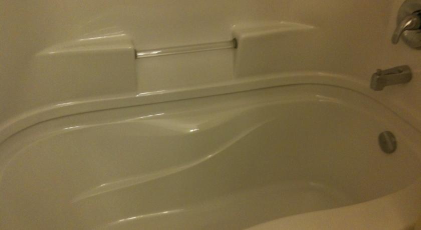 Отель Vegreville Garden Inn