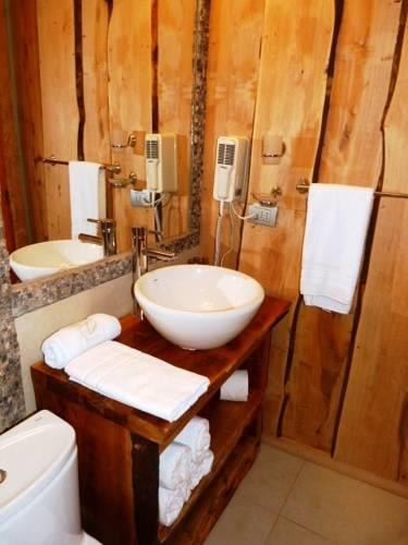 Отель Reino Fungi Lodge