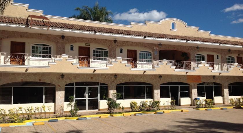 Отель Hotel Pedregal