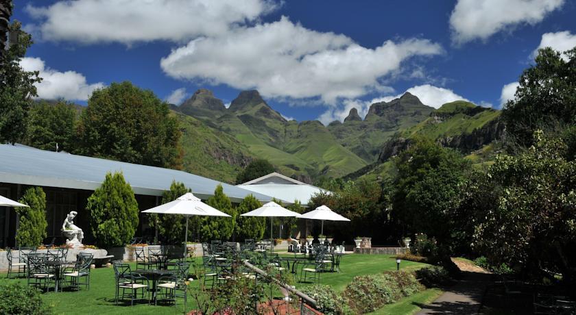 Отель Cathedral Peak Hotel