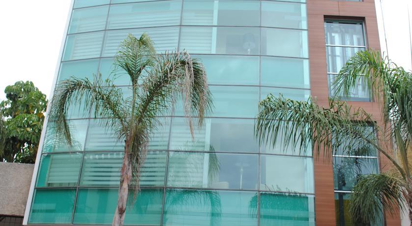 Отель Hotel Centinela Grand