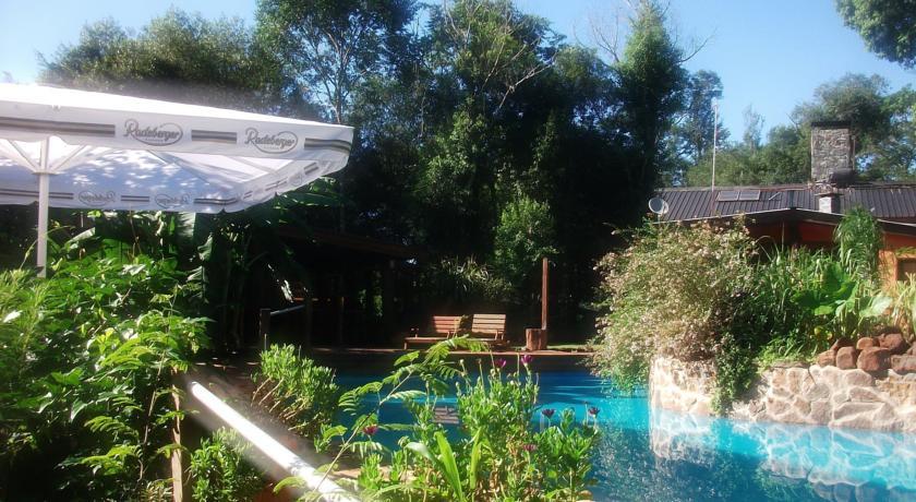 Отель Tacuara Lodge