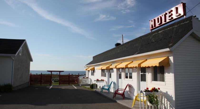 Отель Motel Appartements le Saint-Patrick