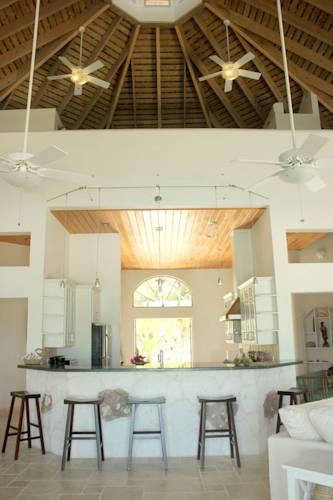 Вилла KettleStone Luxury Villa