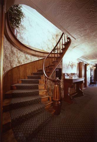 Отель Auberge Lakeview Inn