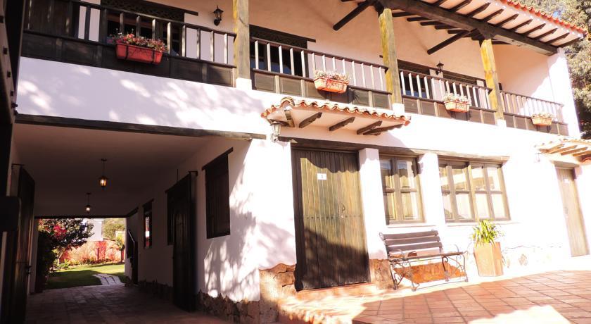 Апартаменты Aparta Suites "La Montaña"