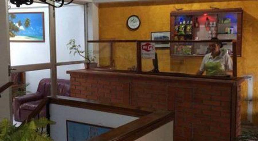 Отель Hotel y Restaurante Los Cambulos