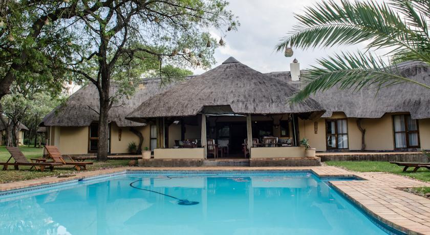 Отель Mziki Safari Lodge