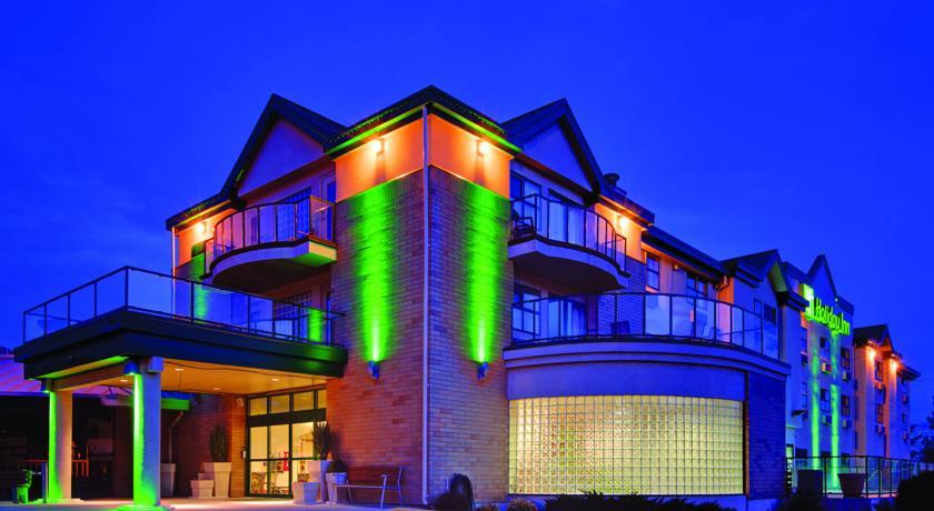 Отель Holiday Inn West Kelowna  