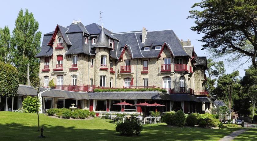 Отель Castel Marie Louise