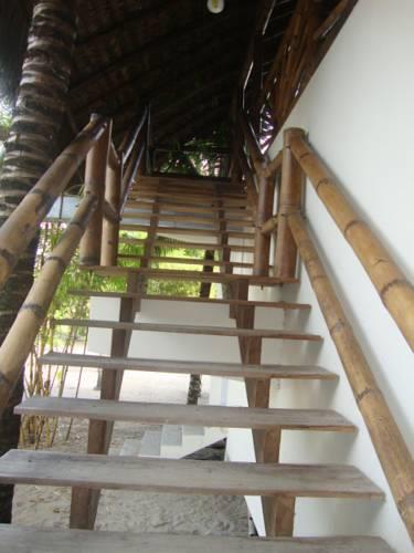 Отель Seacrets Suites