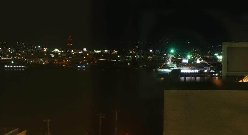 Отель Hotel Hachimanzaka