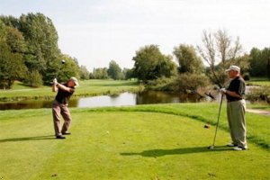 Menzies Cambridge Hotel And Golf Club