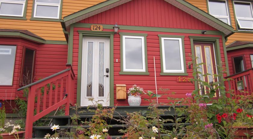 Мини-отель Almost Home Guest House B&B