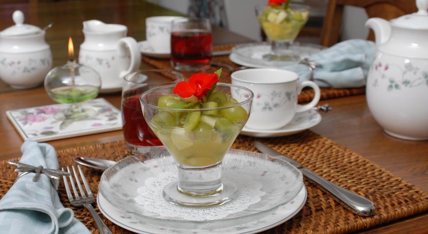 Мини-отель Cobble House Bed & Breakfast