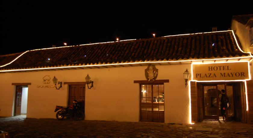 Отель Hotel Plaza Mayor