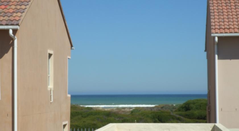 Вилла Capricorn Beach Villa