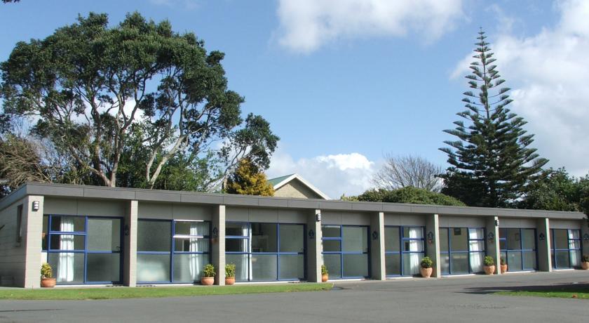 Отель New Plymouth TOP 10 Holiday Park