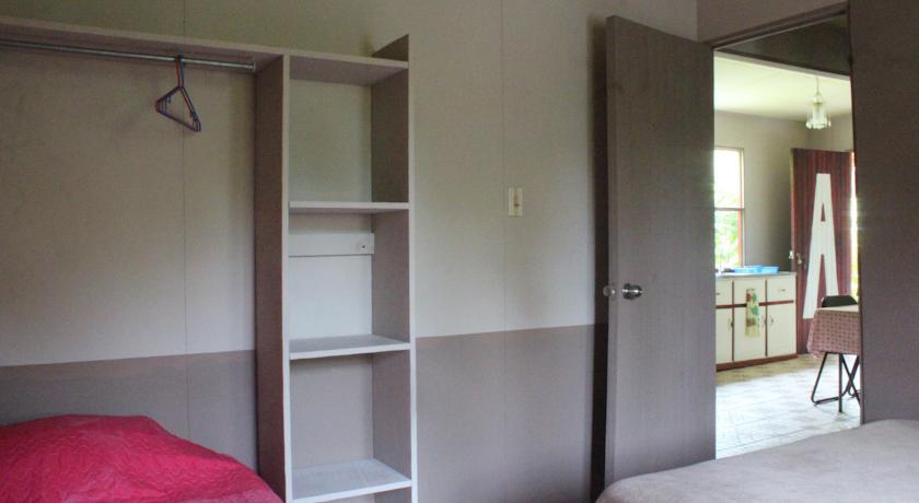 Апартаменты Le Colibri Rouge Appartement