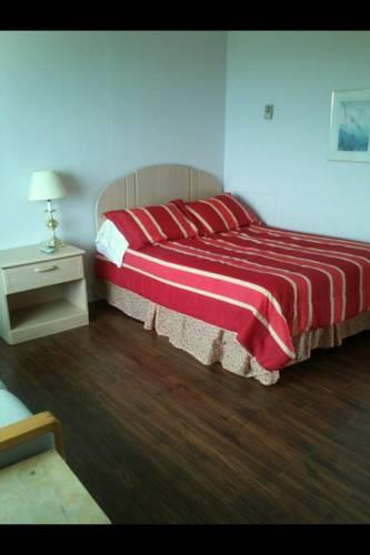Отель Hôtel Motel du Rocher