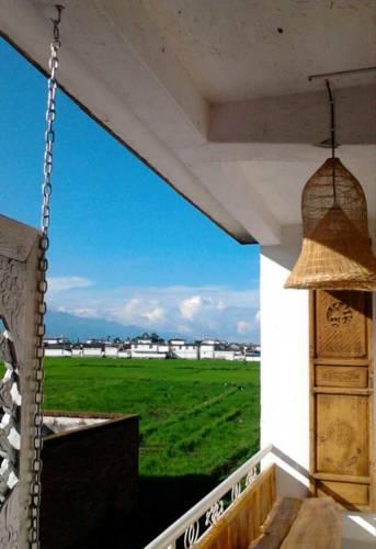 Гостевой дом DaLi Ji Yi Si Guest House