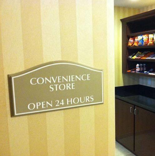 Отель Cobblestone Inn & Suites - Bloomfield