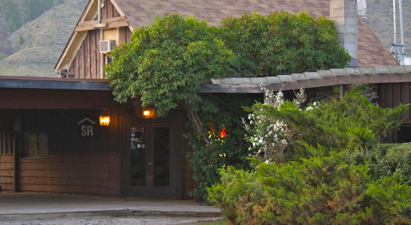 Отель Sundance Guest Ranch