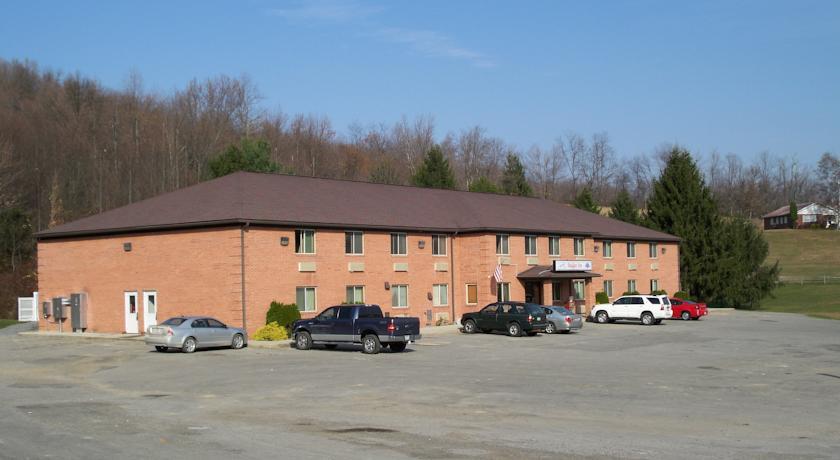 Отель Mountaineer Inn