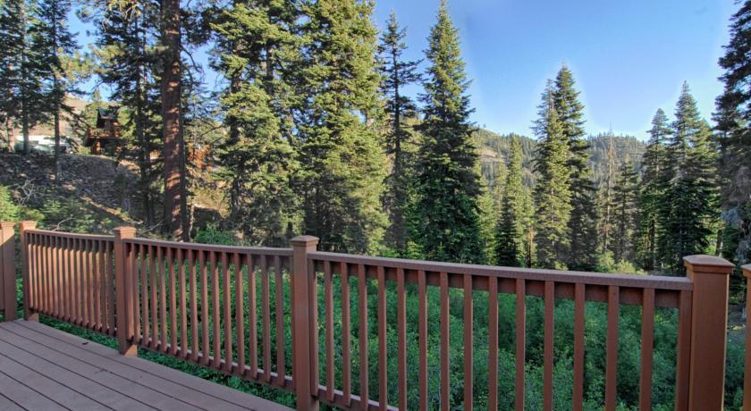 Апартаменты Farrar Retreat by Tahoe Vacation Rentals
