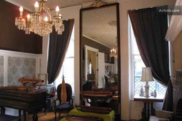 Мини-отель Allegheny Street Bed & Breakfast