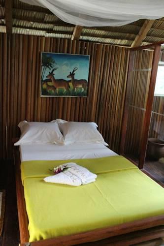 Отель Oveng Lodge