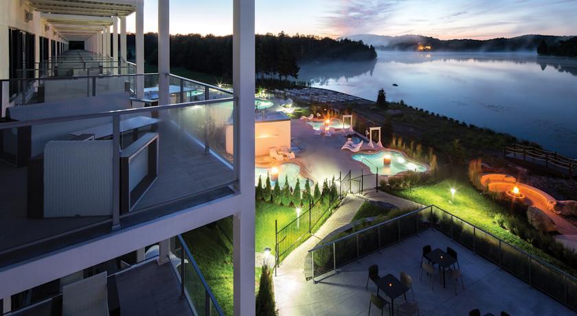 Отель Estérel Resort, Spa & Lac