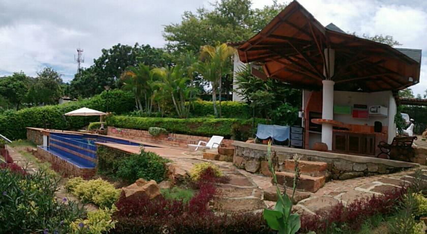 Вилла Hacienda Sofia Del Campo