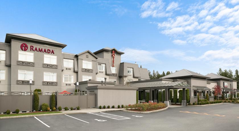 Отель Ramada Pitt Meadows