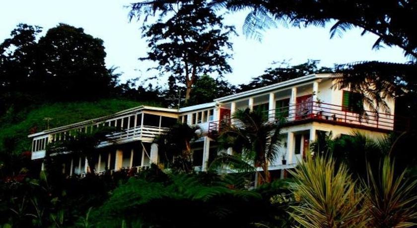 Отель Dave Parker Eco Lodge