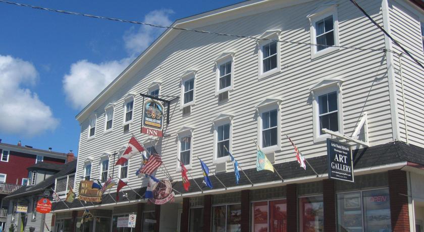 Отель Smugglers Cove Inn