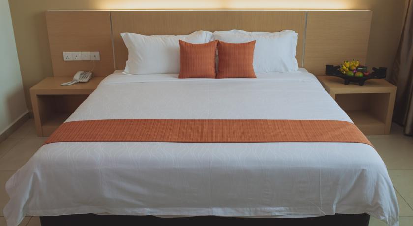 Отель Paragon Lutong Hotel