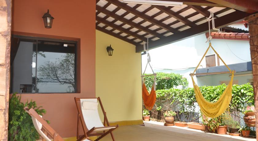 Хостел Colonial Hostel & Camping