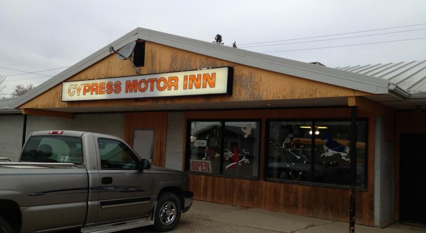 Отель Cypress Motor Inn