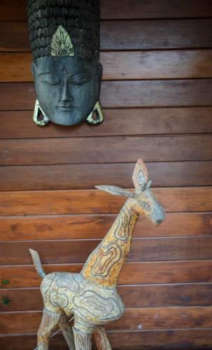 Отель Kenaki Lodge