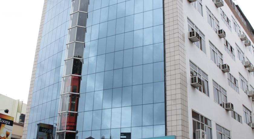 Отель Hotel Roopa