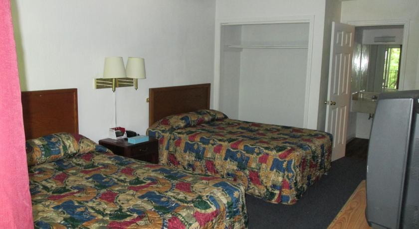 Budgetel Inn & Suites
