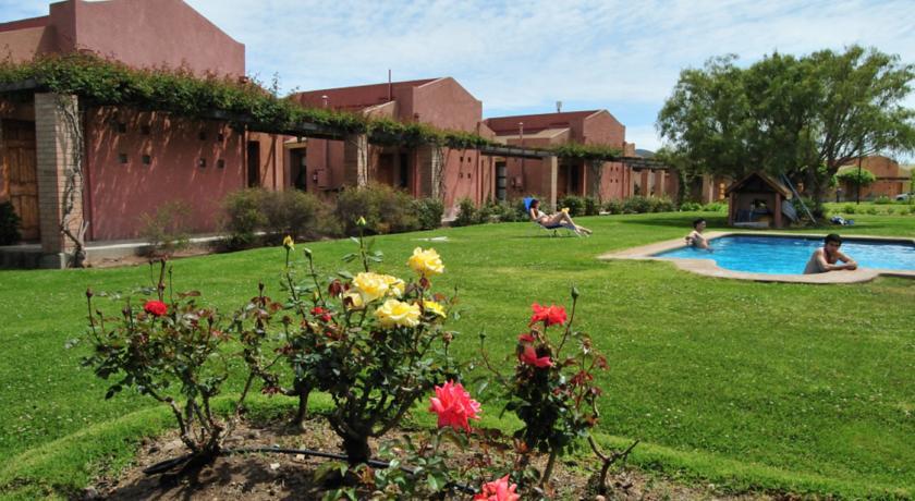 Отель Hotel Altos de Tuqui