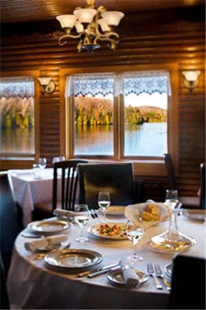 Отель Auberge du Lac Morency