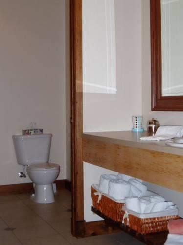Отель Chalets en Mauricie - Lac Sacacomie