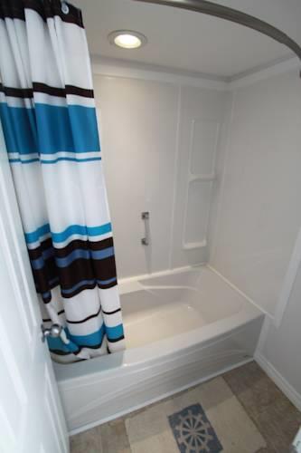Апартаменты Plovers Cove Cottage
