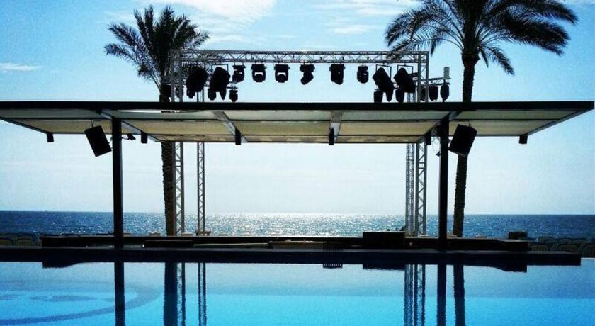 Ocean Blue Beach Resort Jbeil